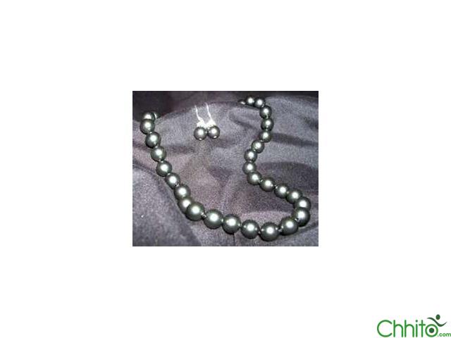 Black Pearl Necklace and Earrings Set