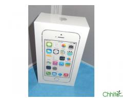 Apple iPhone 5s 16GB Silver New Condition with 1 Year Warranty/NRs.48,000